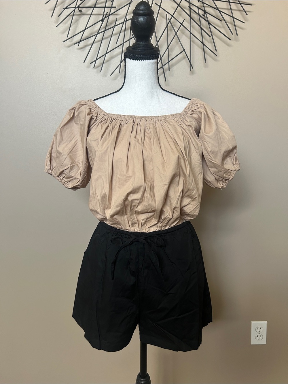 NWT LE LIS Collection Two-Tone Tie-Waist Romper Sx XS